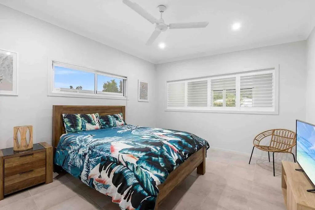 Holiday home Zen Zone - Located Close To Beach, Skyrail And City Smithfield Australia